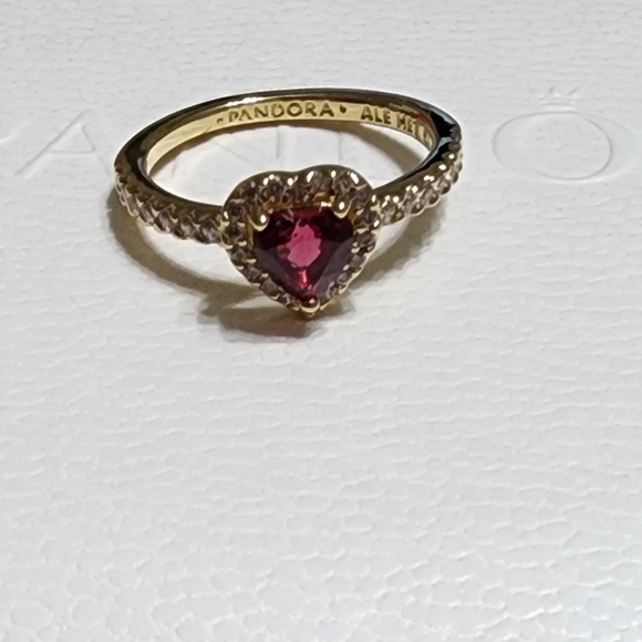 Pandora Elevated Heart Ring 14k gold plating - Picture 1 of 10